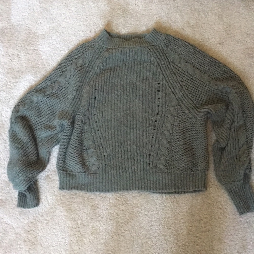 Cropped green sweater
